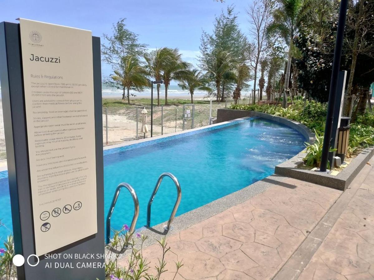 Casa Raudhah @ Timurbay Seafront Residence Kampung Sungai Karang Buitenkant foto